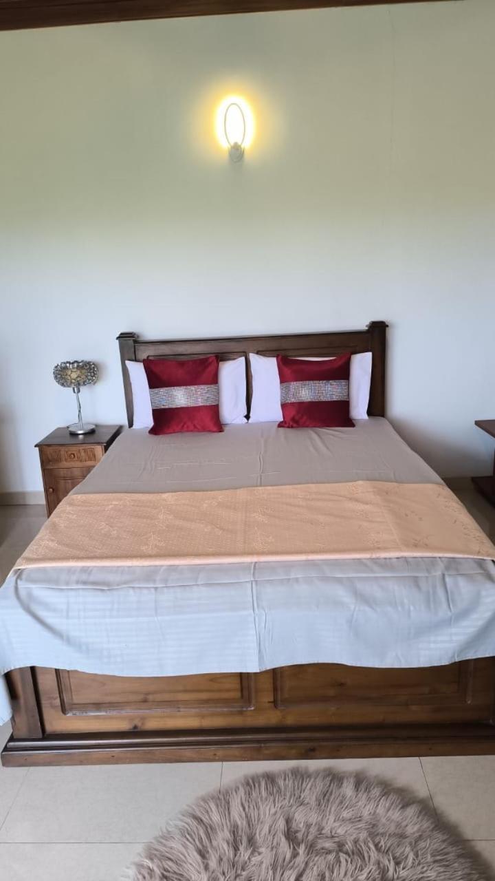 City Breeze Residence Kandy Esterno foto