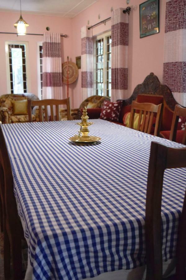 City Breeze Residence Kandy Esterno foto